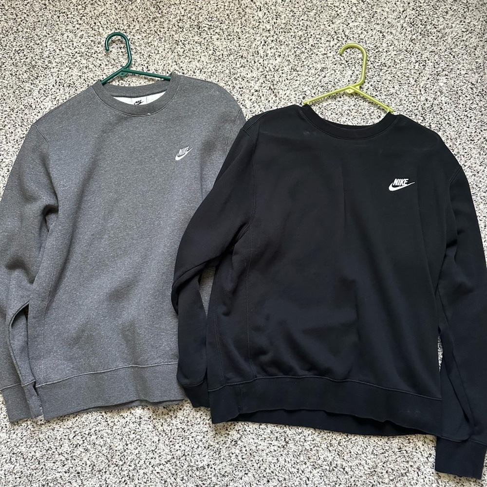 Nike Gray and Black Crewneck Bundle - Size S & M